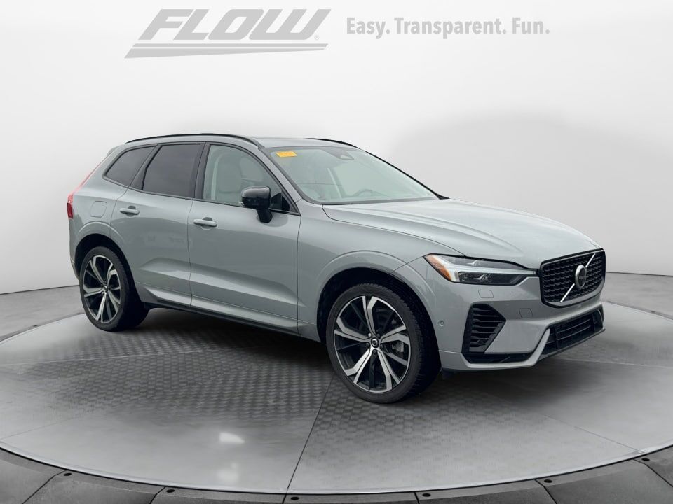2025 VOLVO XC60