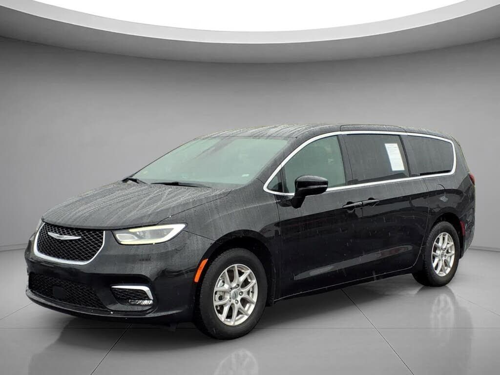 2025 CHRYSLER Pacifica