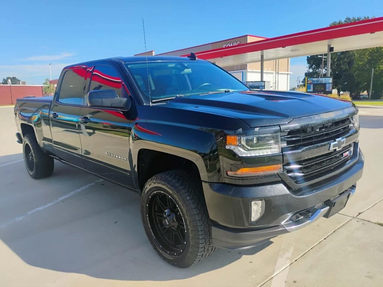 2017 CHEVROLET Silverado