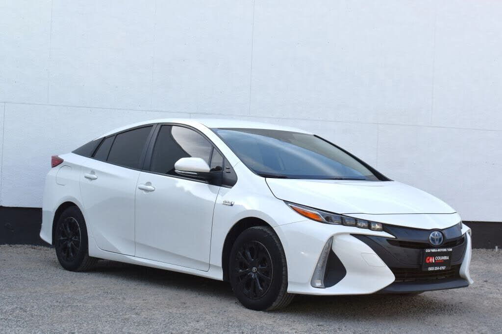 2021 TOYOTA Prius