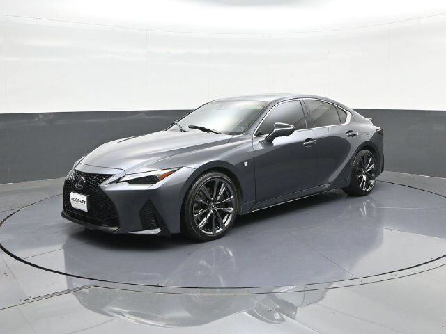 2023 LEXUS IS