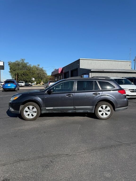 2012 SUBARU Outback