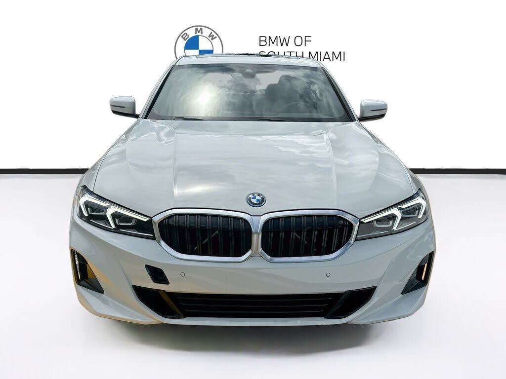2023 BMW 330e