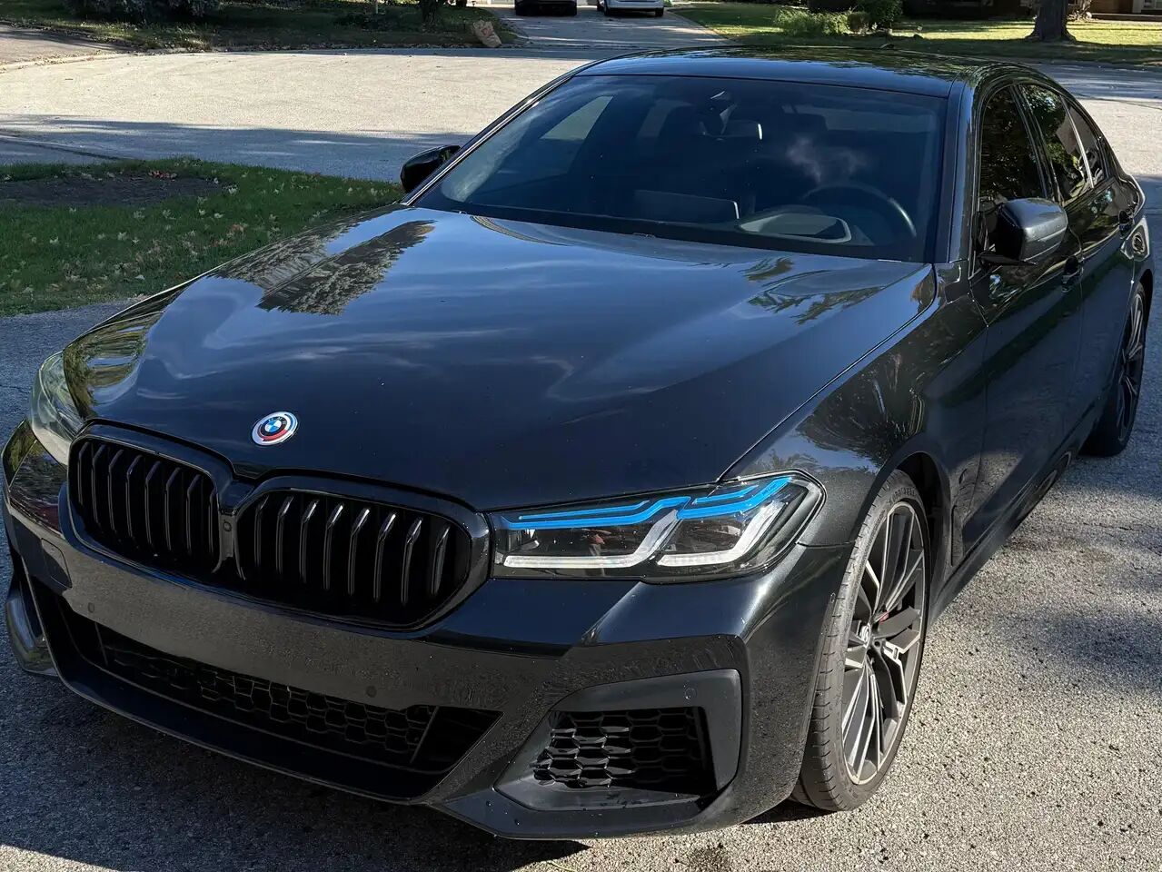 2022 BMW M550i
