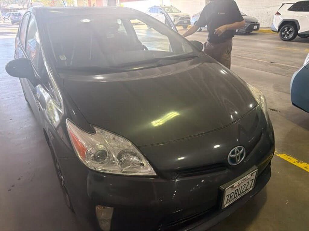2015 TOYOTA PRIUS