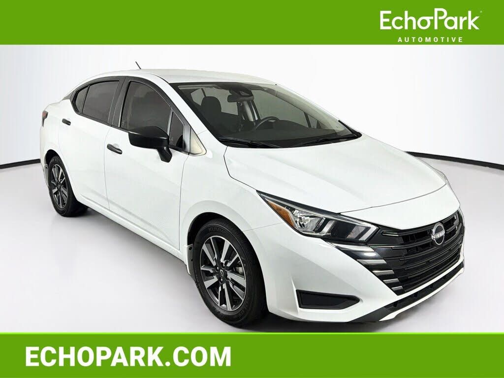 2024 NISSAN Versa