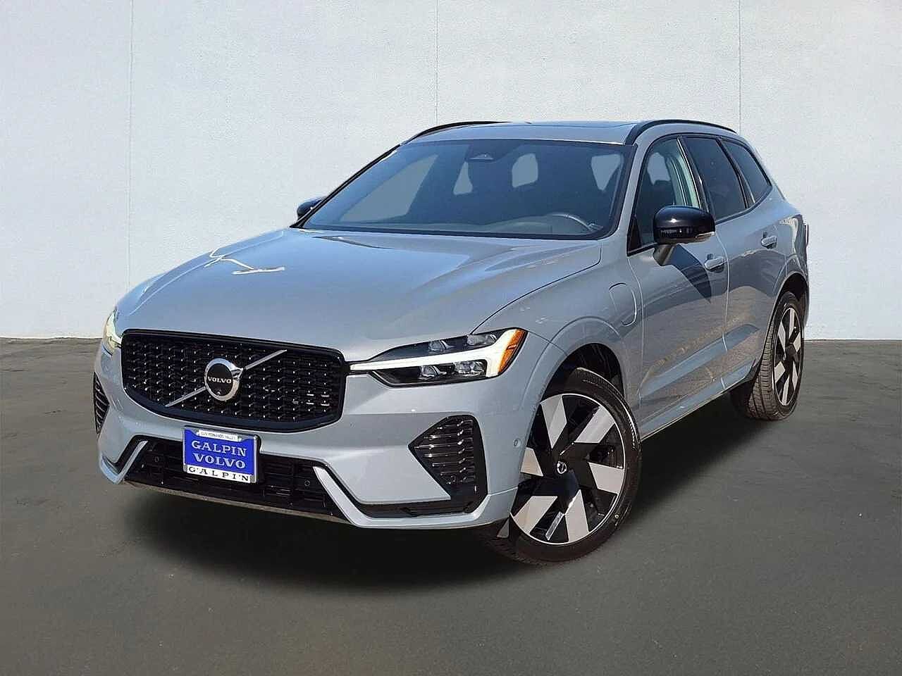 2024 VOLVO XC60