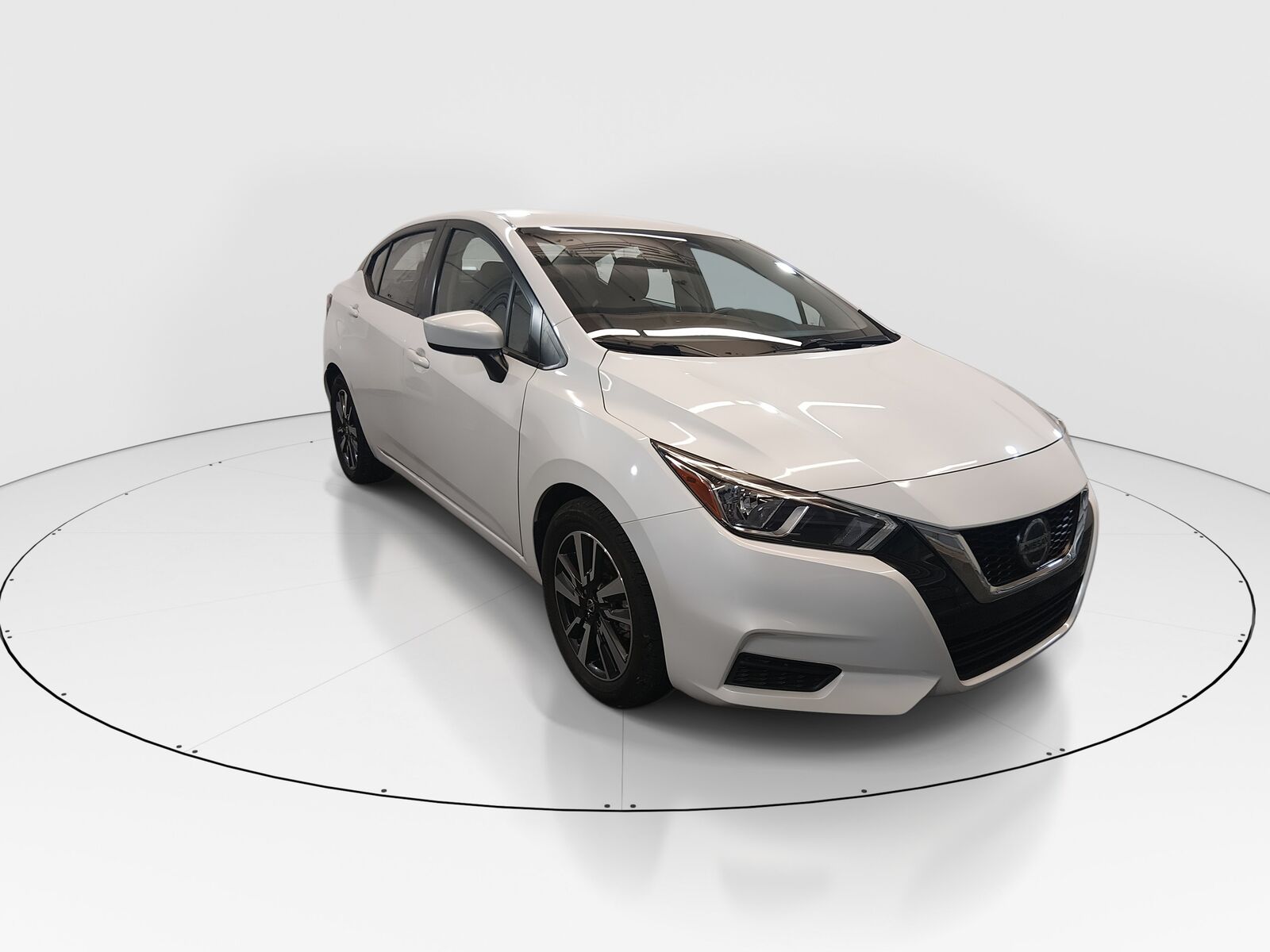2022 NISSAN Versa