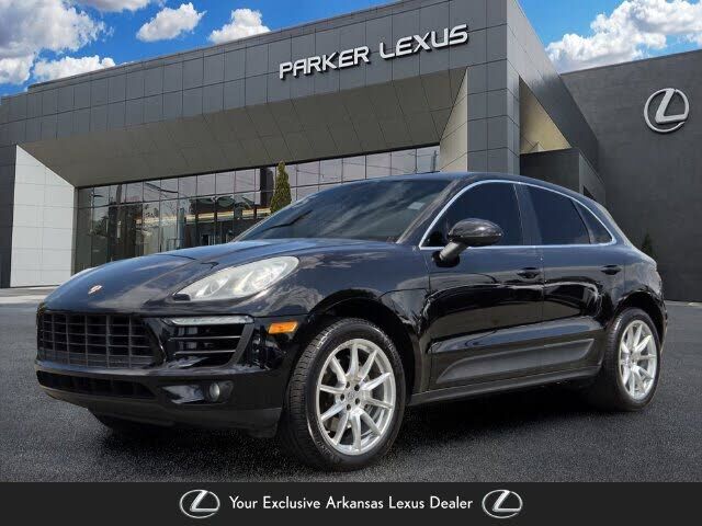 2015 PORSCHE Macan