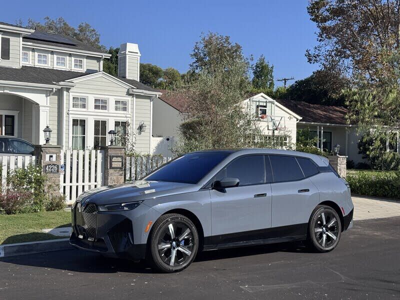 2024 BMW ix