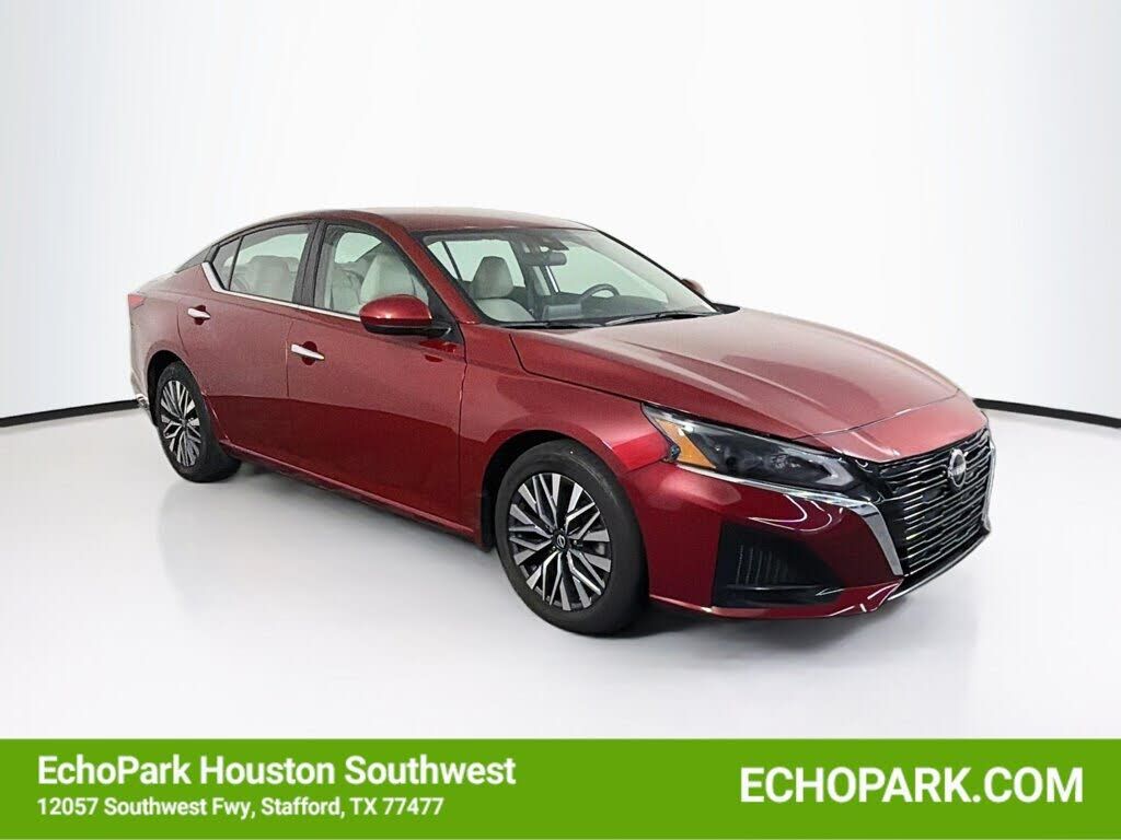 2023 NISSAN Altima