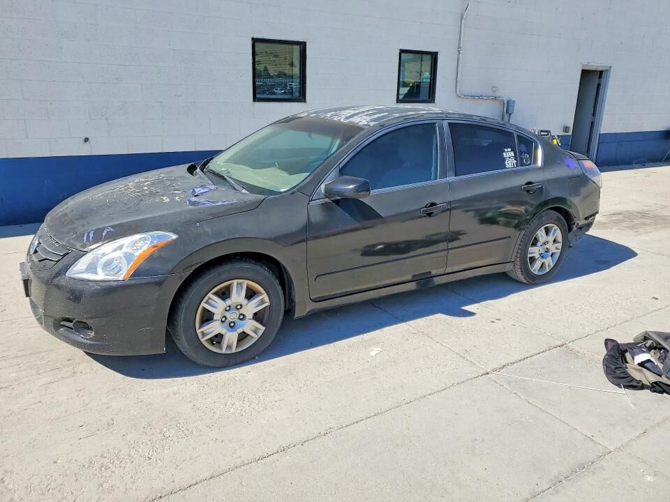 2010 NISSAN Altima