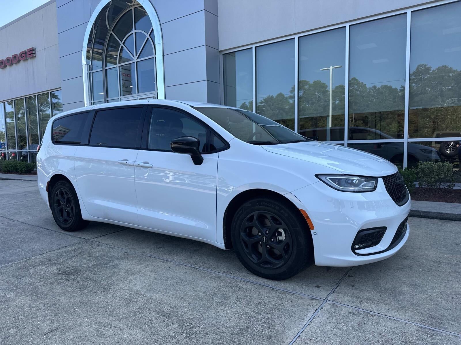 2024 CHRYSLER Pacifica