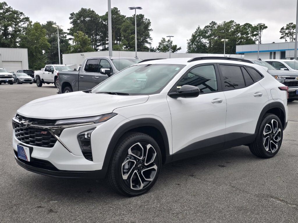 2026 CHEVROLET Trax