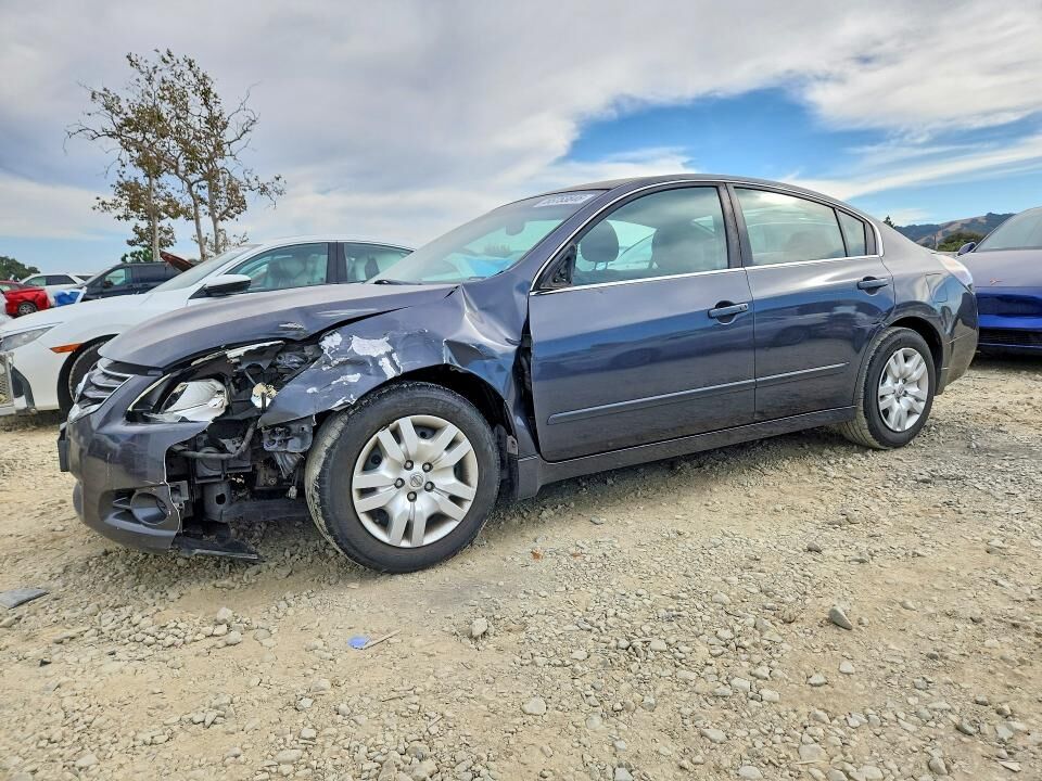 2012 NISSAN Altima