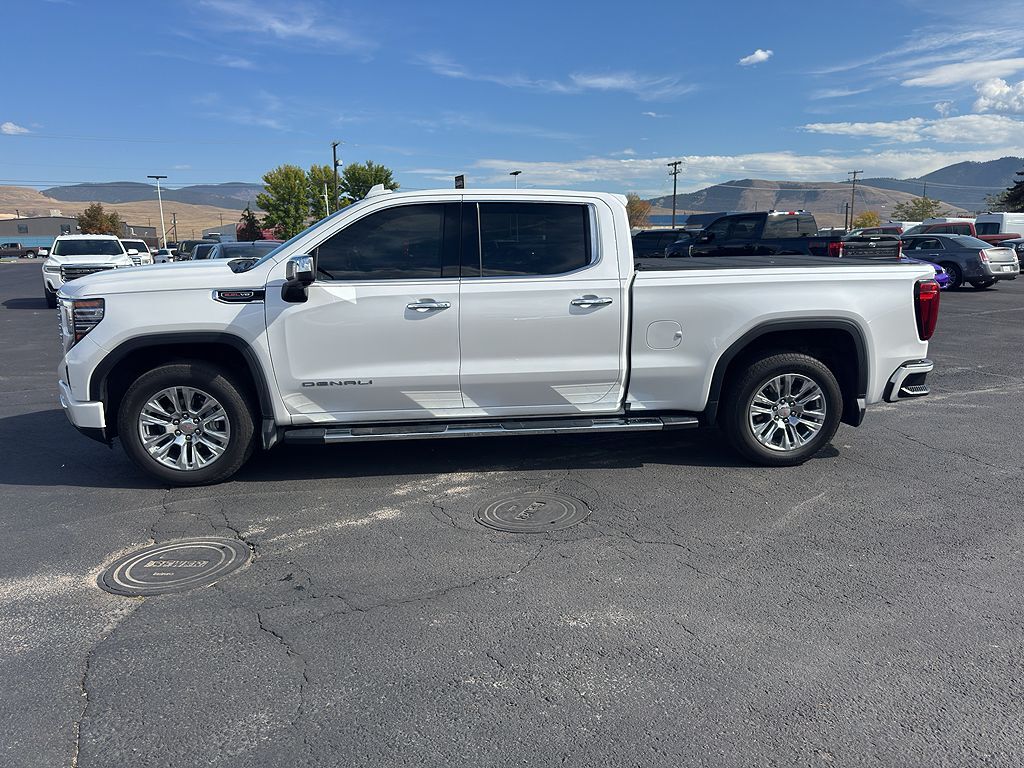 2023 GMC Sierra