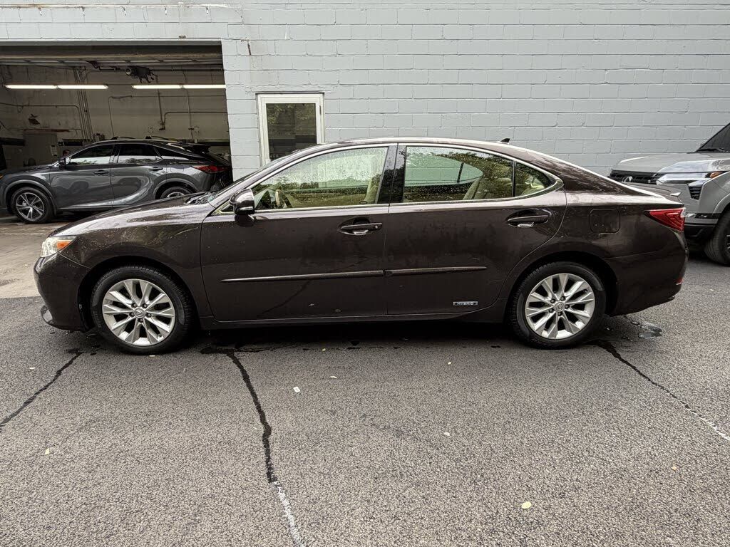 2013 Lexus ES