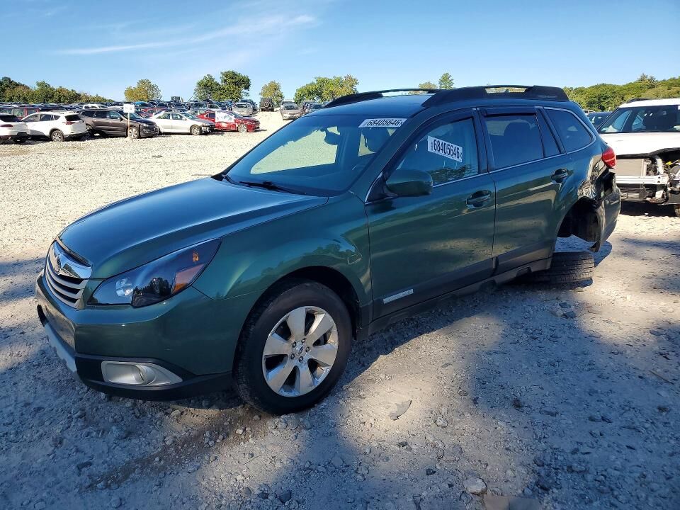 2011 SUBARU Outback
