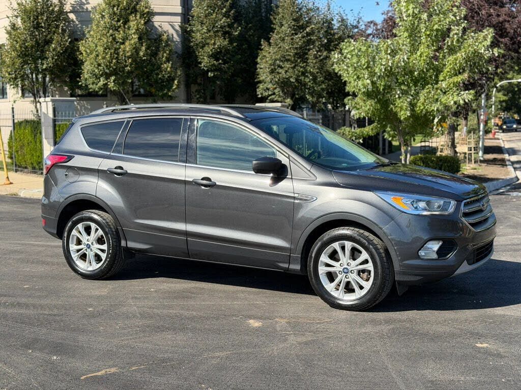 2018 FORD Escape