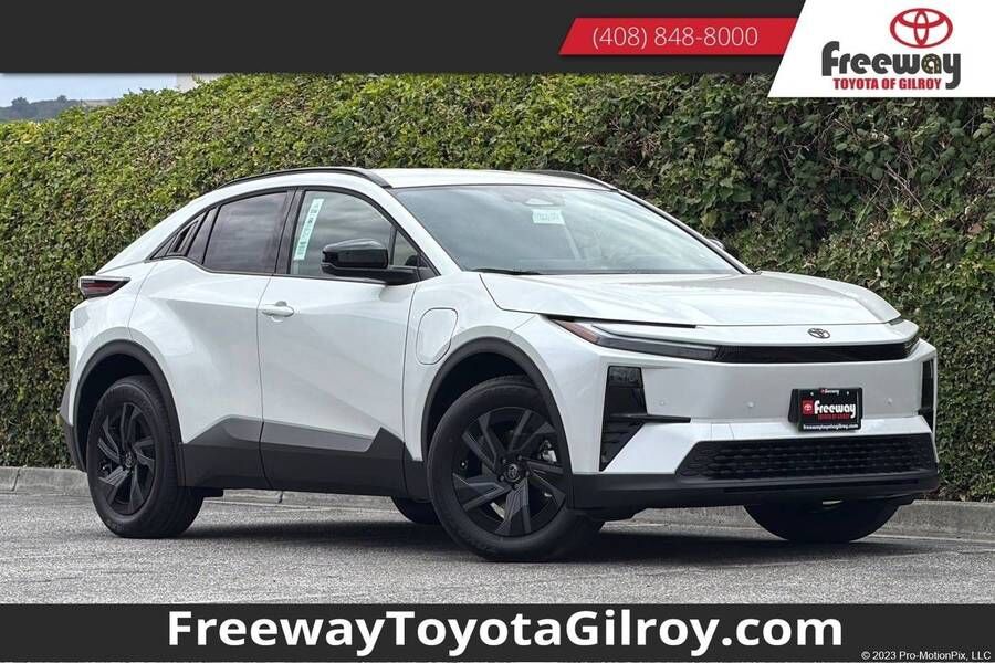 2026 TOYOTA C-HR