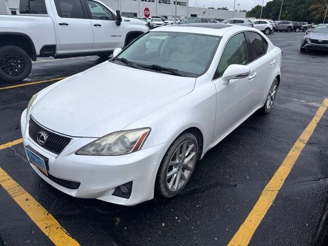 2013 LEXUS IS