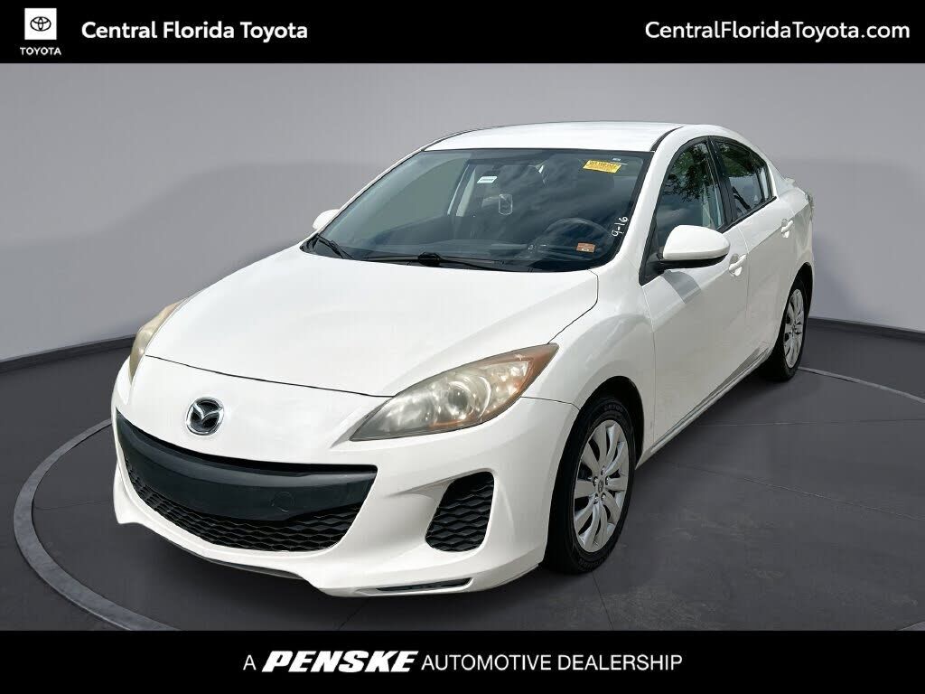 2013 MAZDA Mazda3