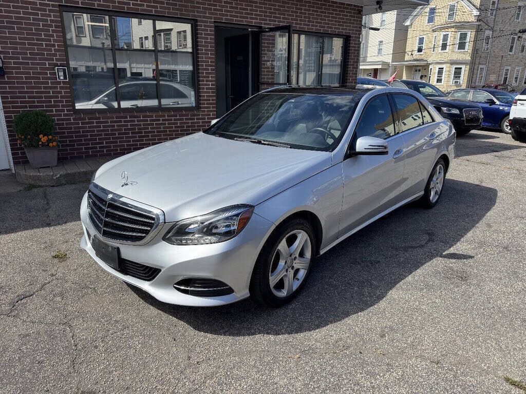 2016 MERCEDES-BENZ E-Class