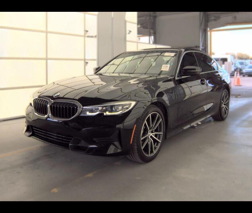 2021 BMW 330i