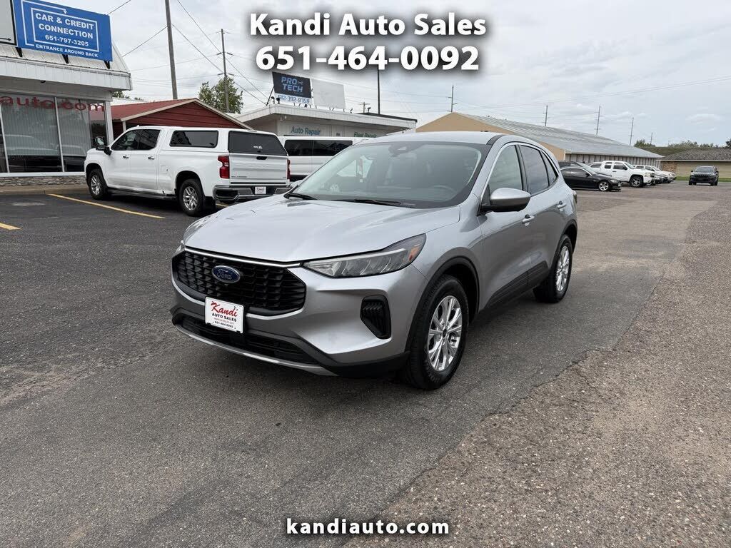 2023 FORD Escape