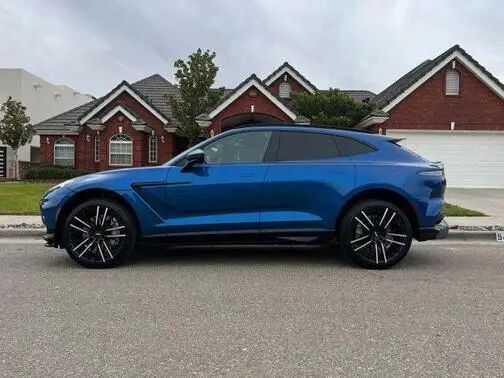2023 ASTON MARTIN DBX