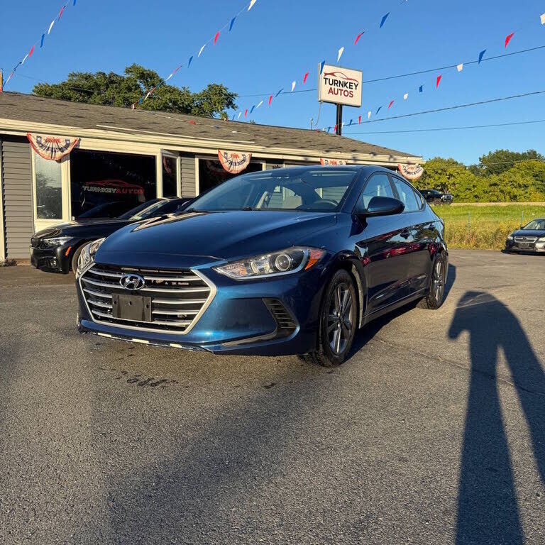 2017 HYUNDAI Elantra