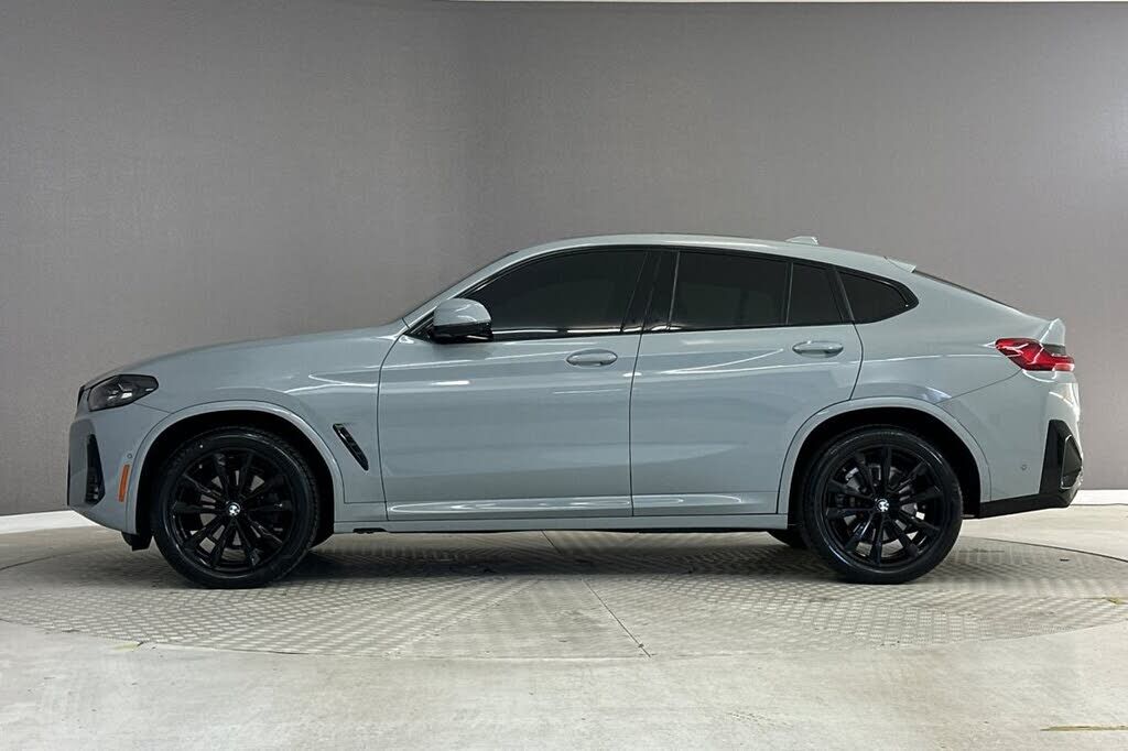 2025 BMW X4