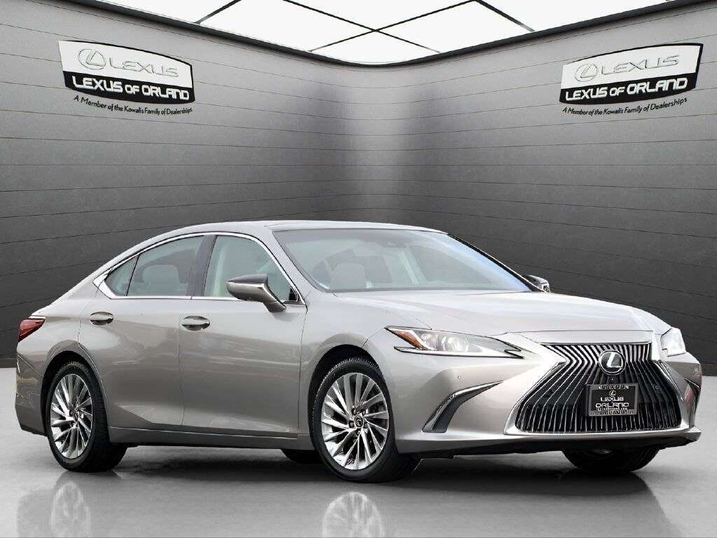 2020 LEXUS ES