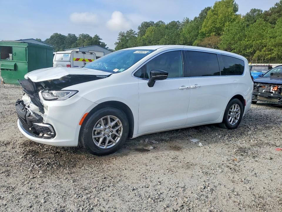 2026 CHRYSLER Pacifica