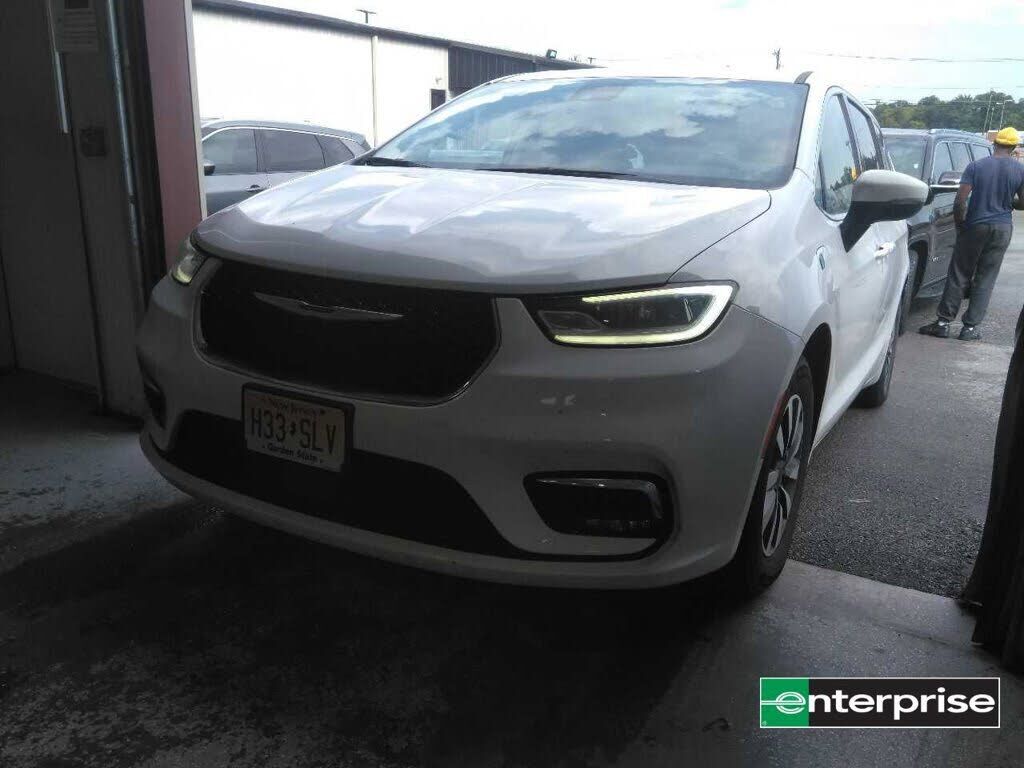 2023 CHRYSLER Pacifica