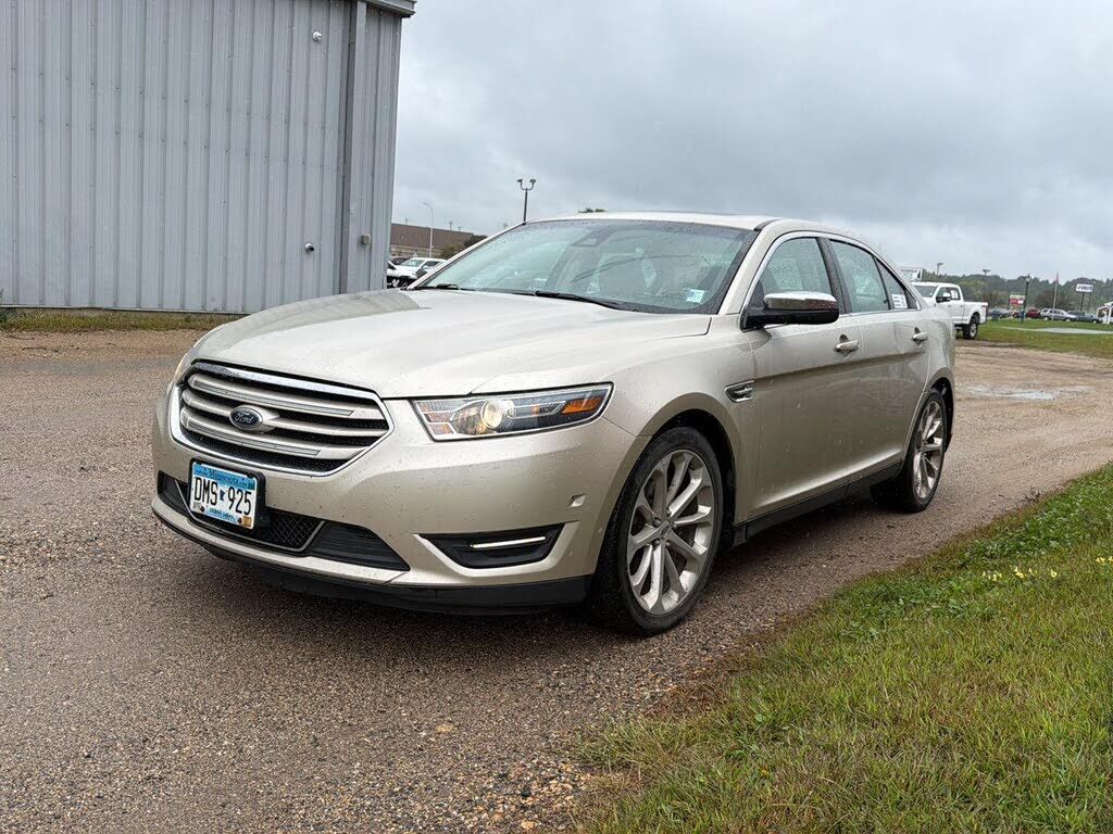 2017 FORD Taurus