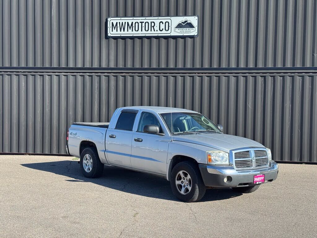 2005 DODGE Dakota
