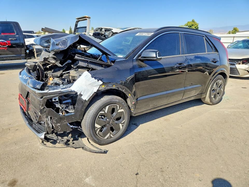 2023 KIA Niro