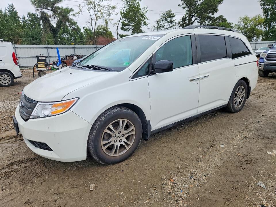 2013 HONDA Odyssey