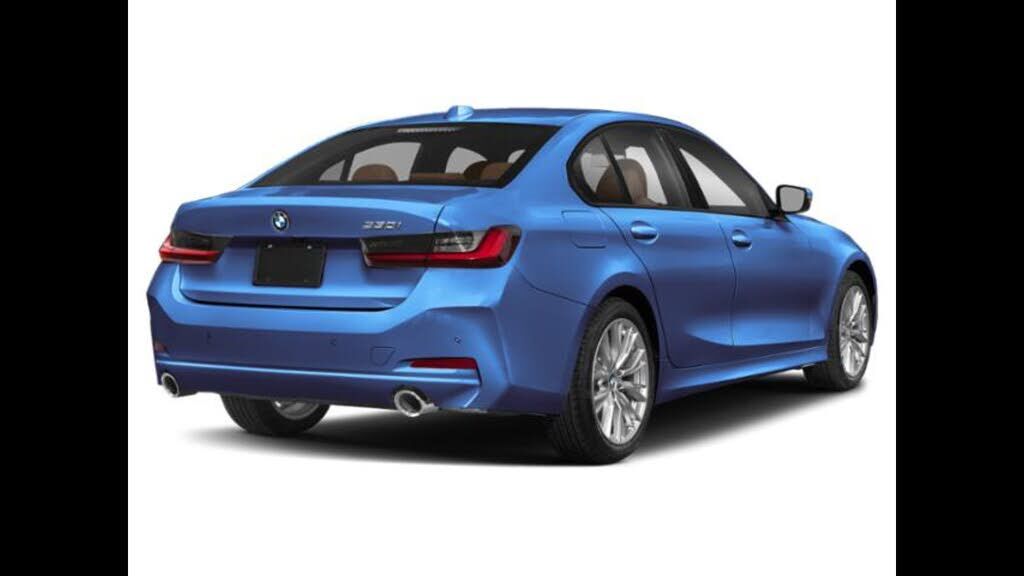 2024 BMW 330i