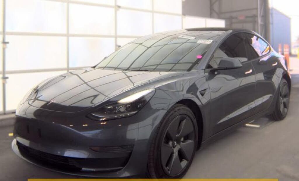 2023 TESLA Model 3