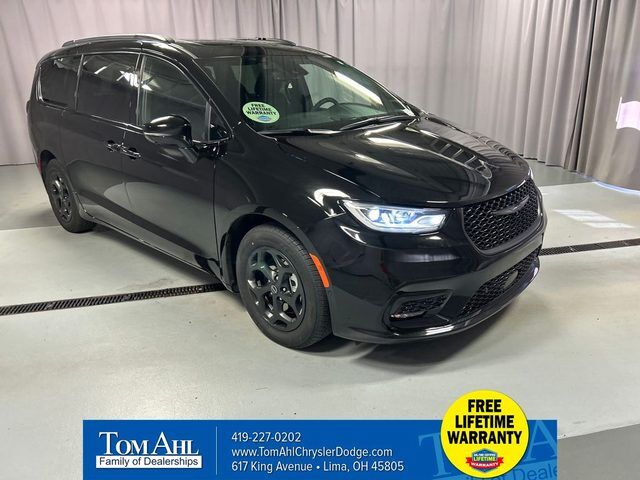 2025 CHRYSLER Pacifica