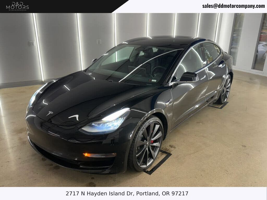 2020 TESLA Model 3