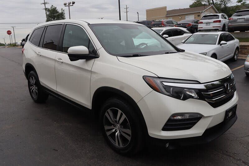 2017 HONDA Pilot