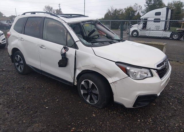 2018 SUBARU Forester