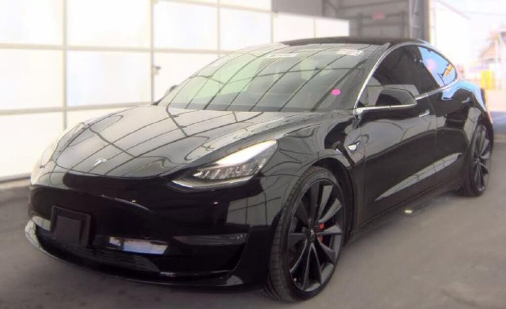 2020 TESLA Model 3