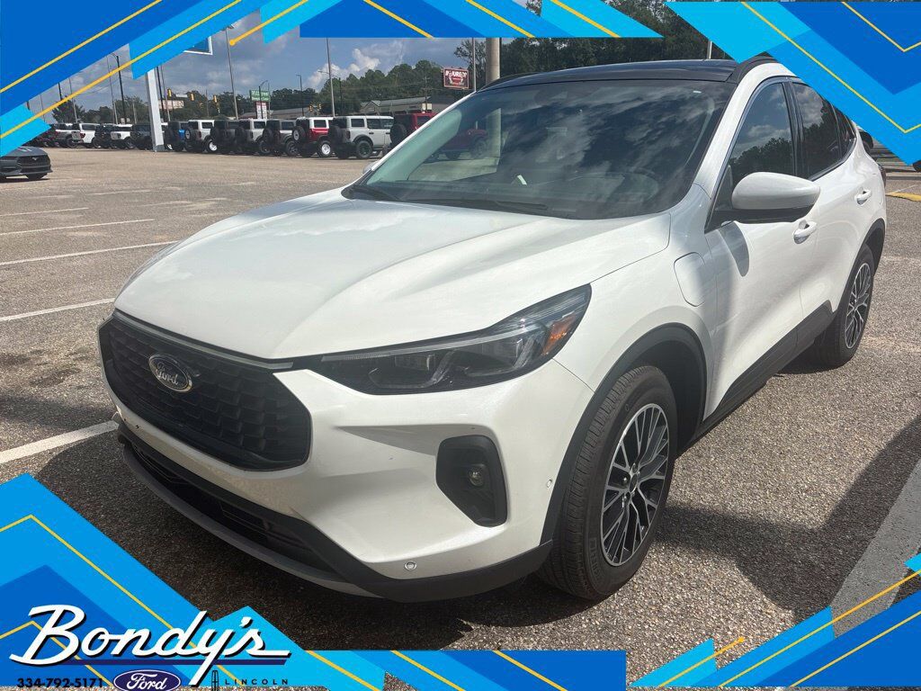 2024 FORD Escape
