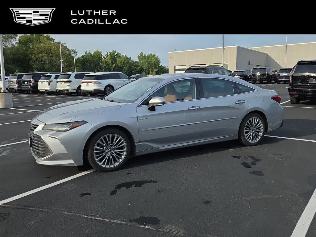 2019 TOYOTA Avalon