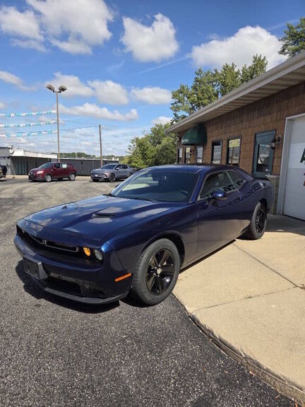 2017 DODGE Challenger