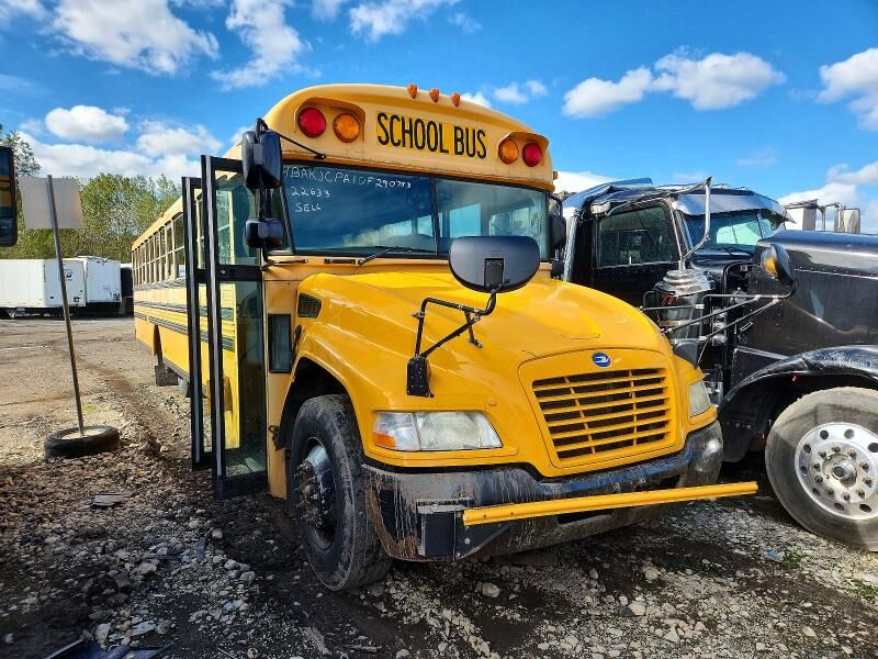 2013 BLUE BIRD BB Conventional
